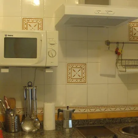 מלון דירות Trebede 3*